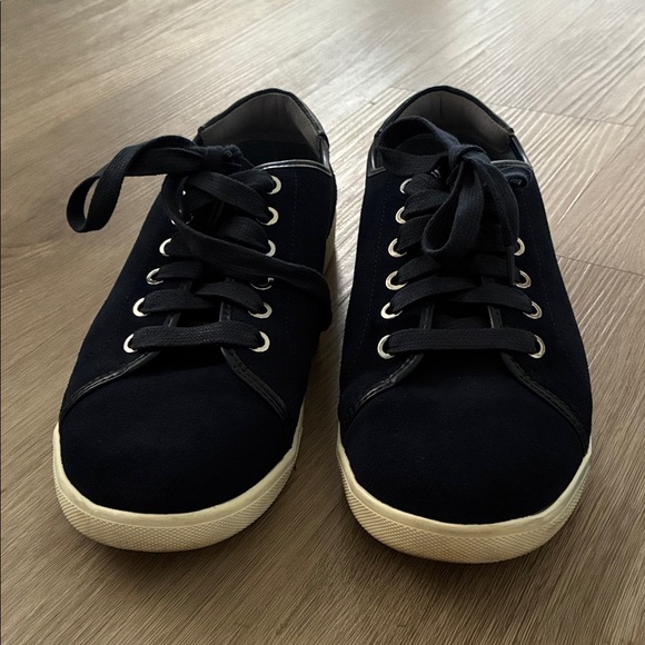 Vionic Brinley Navy Casual Sneakers - Picture 2 of 8
